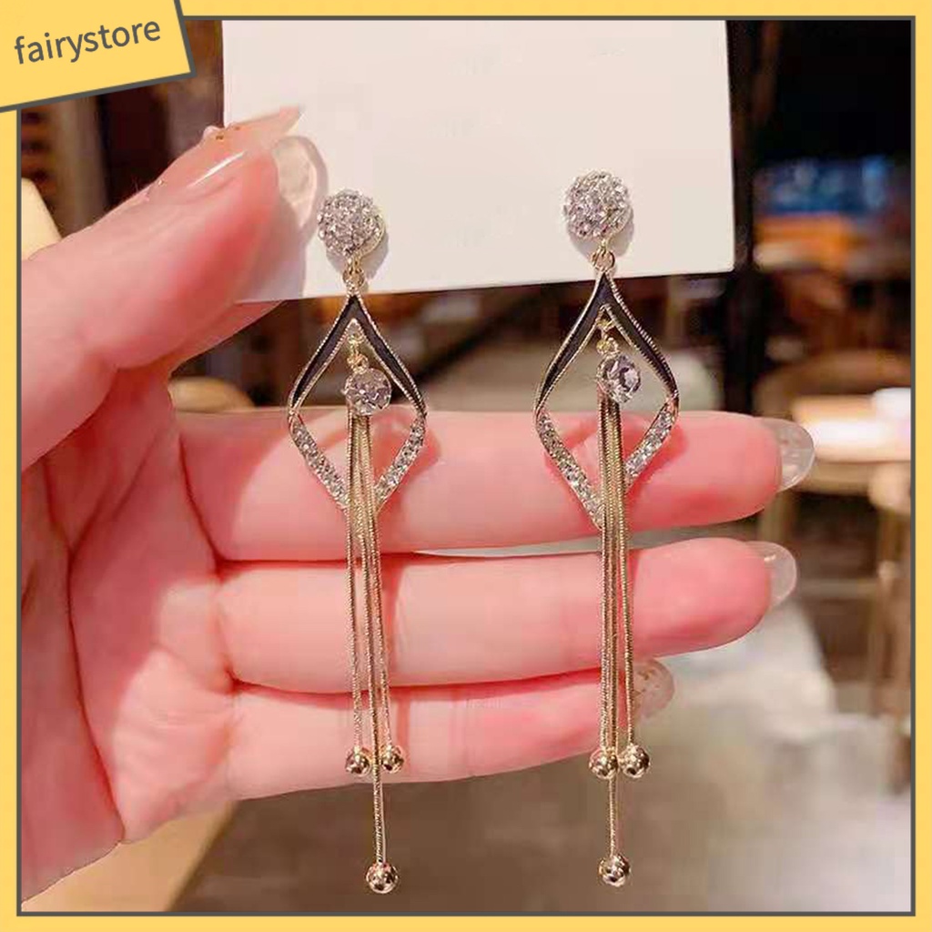 1 Đôi Bông Tai Dáng Dài Đính Đá Phối Tua Rua Thời Trang Cho Nữ