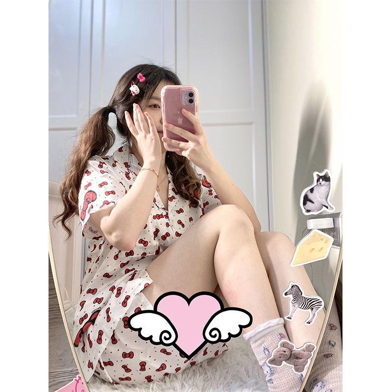 Bộ Đồ Ngủ Bằng Lụa Mát Mềm Mại In Hình Hello Kitty Đính Nơ Thời Trang Mùa Hè Dành Cho Bạn Gái