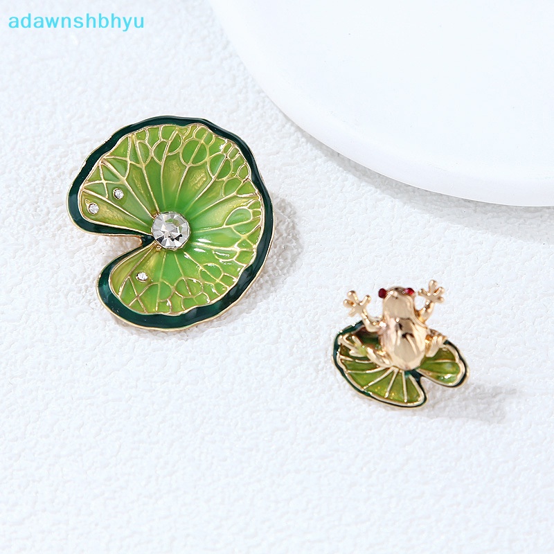 Set 2 Ghim Cài Áo Hình Ếch Và Lá Sen Đính Đá Thời Trang Cho Nữ