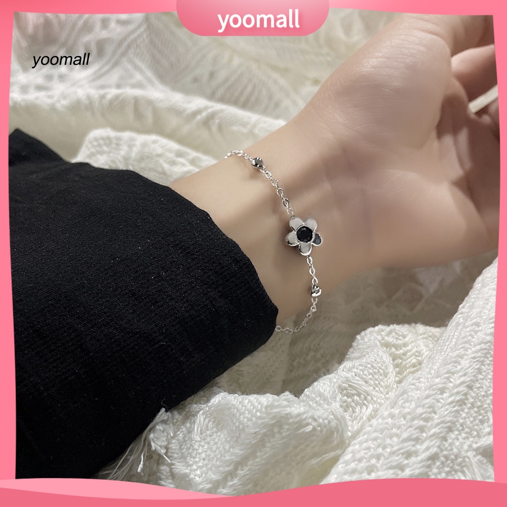 Vòng Đeo Tay Đính Đá Sáng Lấp Lánh Dễ Phối Đồ Dành Cho Nữ