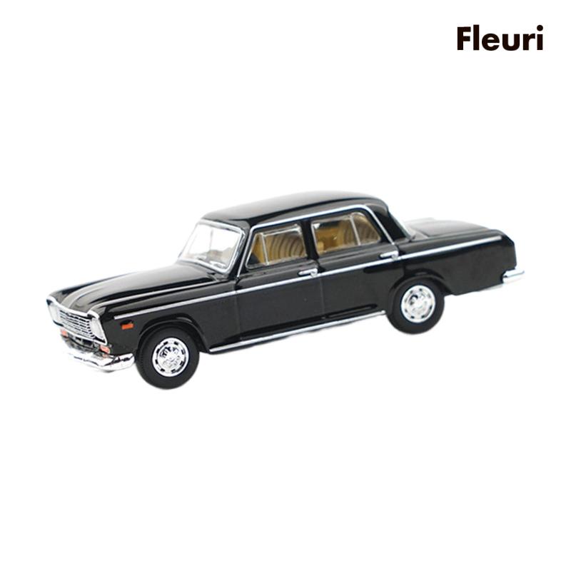 Mô Hình Xe Đồ Chơi Mini Tỉ Lệ 1 / 64