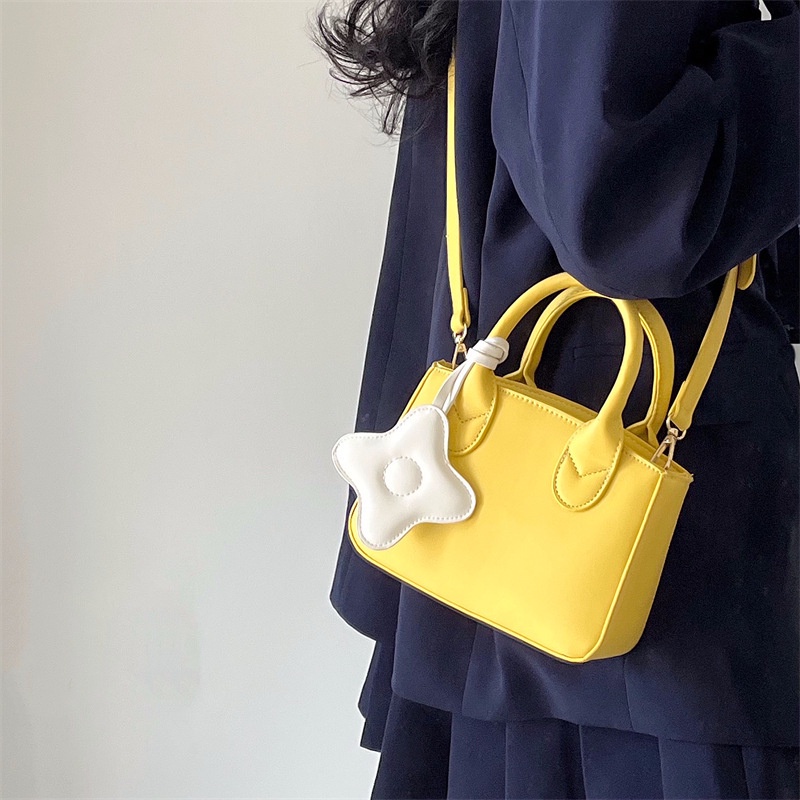 Túi Đeo Chéo Vai Dễ Thương Thời Trang 2023