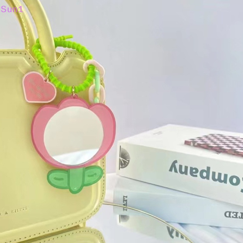 Gương Trang Điểm Nhỏ Tích Hợp Móc Khóa Hình Hoa Tulip Dễ Thương Dành Cho Nữ Sun1 &gt;