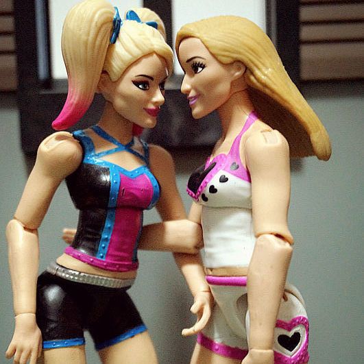 Mô Hình Búp Bê Nữ Chạy Xe Máy Wrestler 20cm Có Khớp Cử Động Được