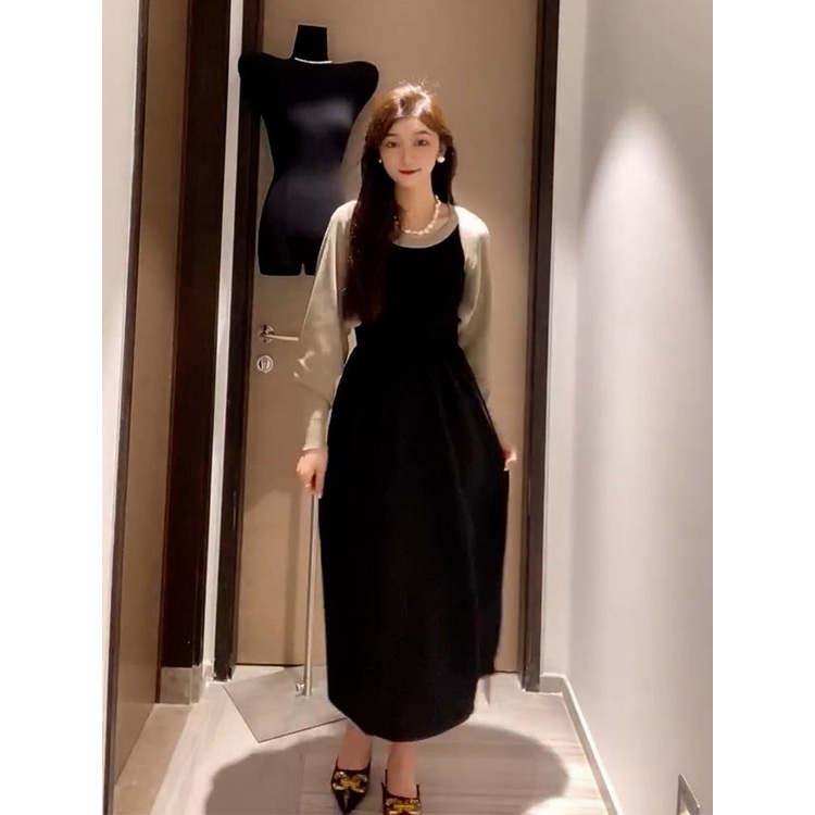 Set Đầm Hai Dây Dệt Kim Màu Đen Thời Trang Mùa Thu 2023 Cho Nữ