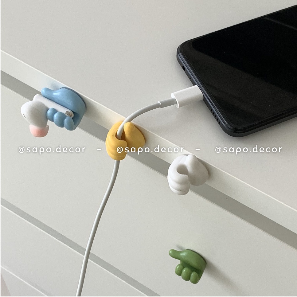 Móc treo dây sạc, gắn dây tai nghe hình bàn tay, cố định cáp sạc dán tường đa năng - Sapo Decor 1
