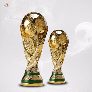 Tượng cầu thủ bóng đá 2022 bằng nhựa resin màu vàng kim phong cách châu âu