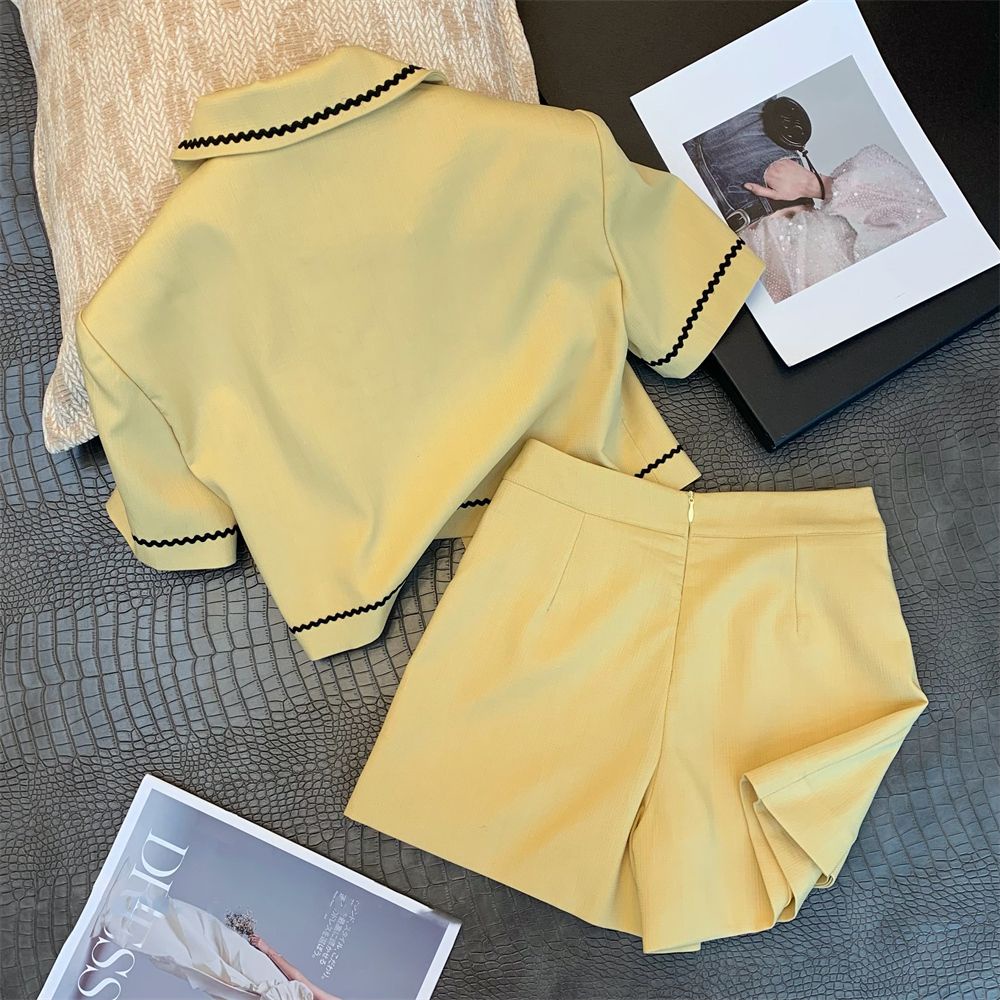 Set Đồ Thời Trang Mùa Hè 2023 Gồm Quần Short + Áo Tay Ngắn Phong Cách Mới Cho Nữ