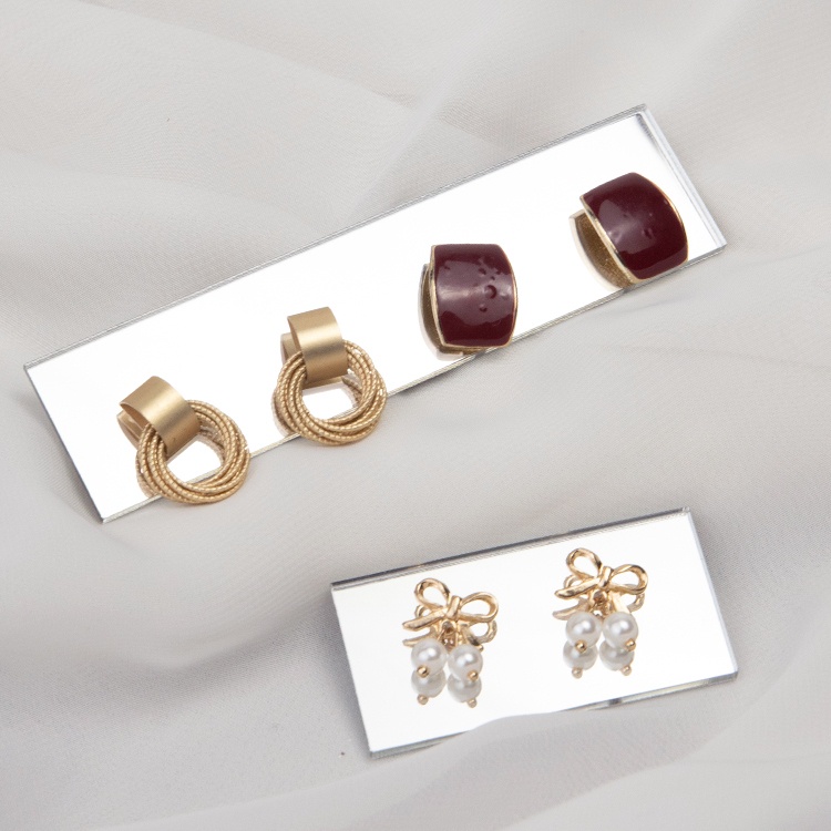 Giá Đỡ Trưng Bày Bông Tai / Thẻ / Trang Sức Có Gương