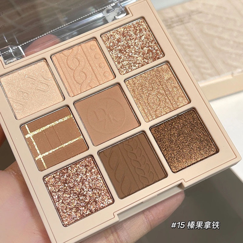 Bảng Phấn Mắt 9 Màu Lì Và Ánh Nhũ Thời Trang Quyến Rũ