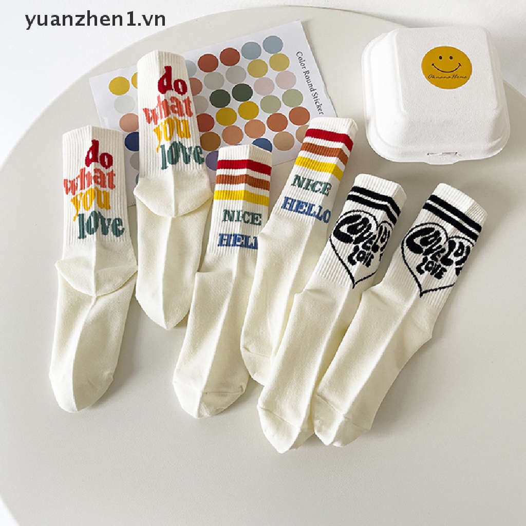 Đôi Tất Cotton Kẻ Sọc In Chữ Vui Nhộn Cho Nữ