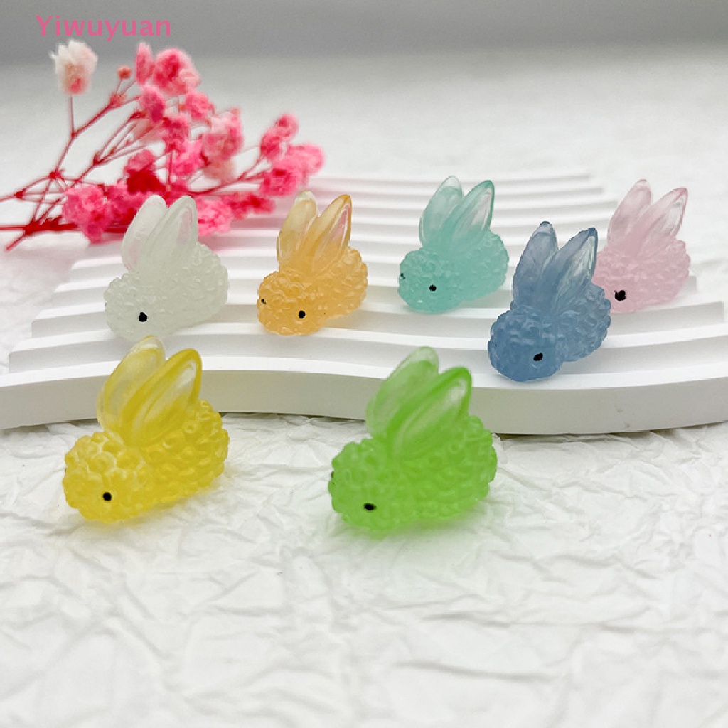 Bộ 5 Mô Hình Thỏ Mini Bằng Nhựa Màu Dạ Quang Trang Trí Xe Hơi