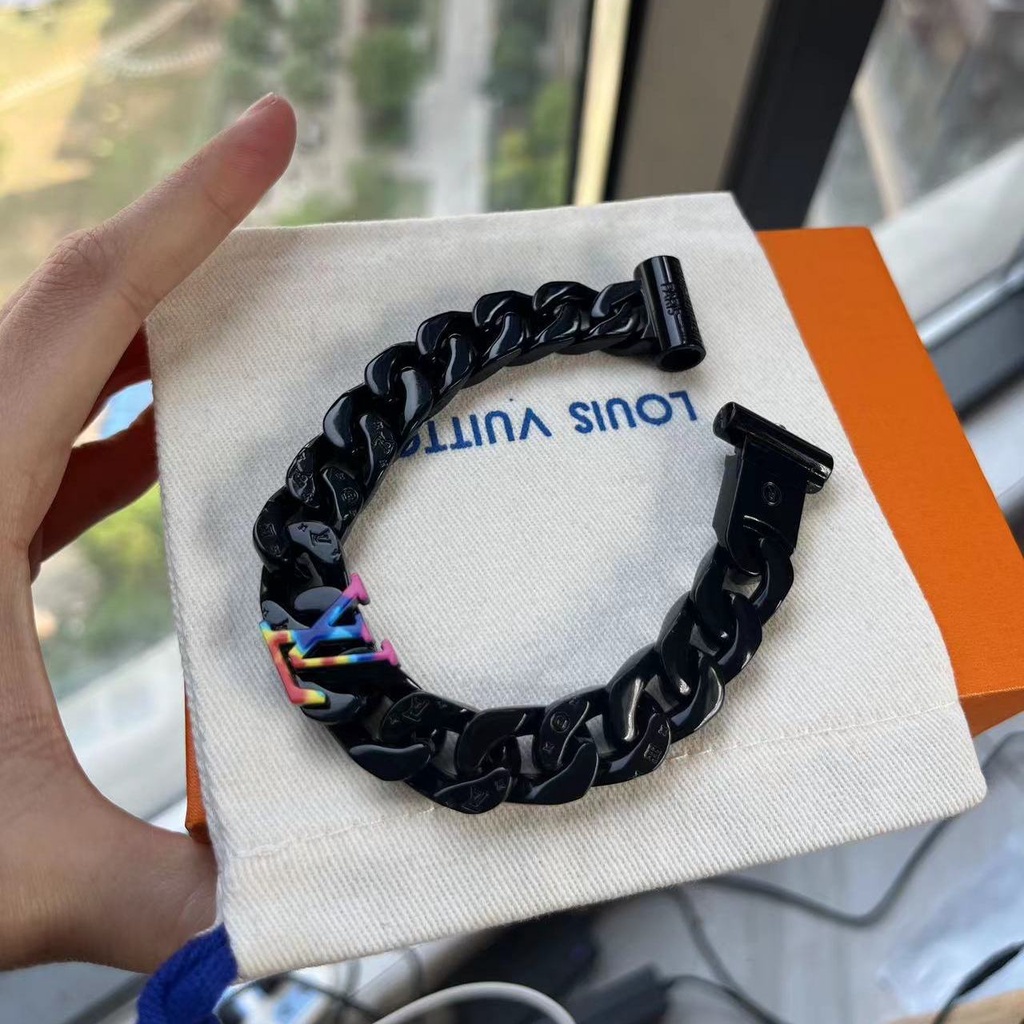 Vòng Đeo Tay Bằng Thép Titan Màu Đen Sang Trọng 5609