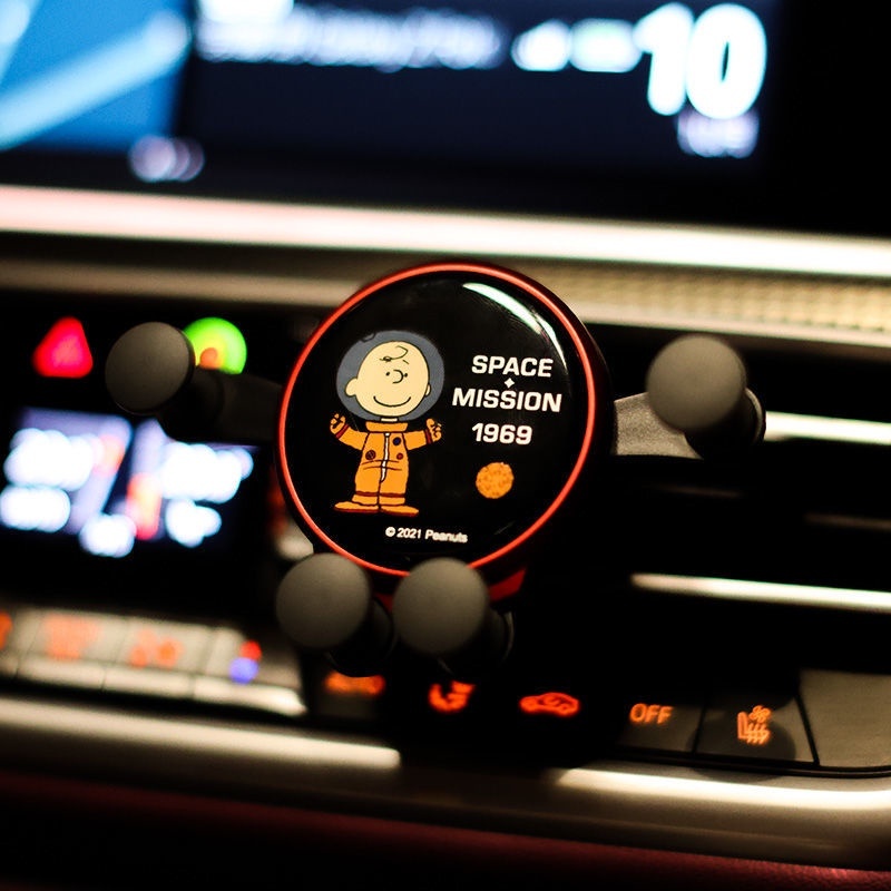 NASA Giá Đỡ Điện Thoại Hình Hoạt Hình Snoopy Đáng Yêu Cho Xe Hơi