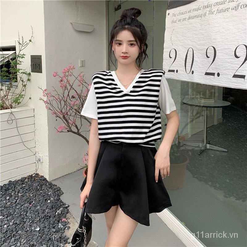 Bộ Áo Sơ Mi Giả Hai Mảnh Cổ Chữ V Thắt Nơ Phối Quần Short Ôm Dáng Thời Trang Mùa Hè Cho Nữ Mi