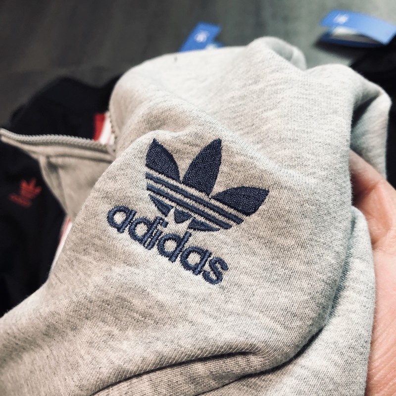 Áo Khoác cardigan Thêu logo Adidas 100% Phong Cách vintage Cho Nam