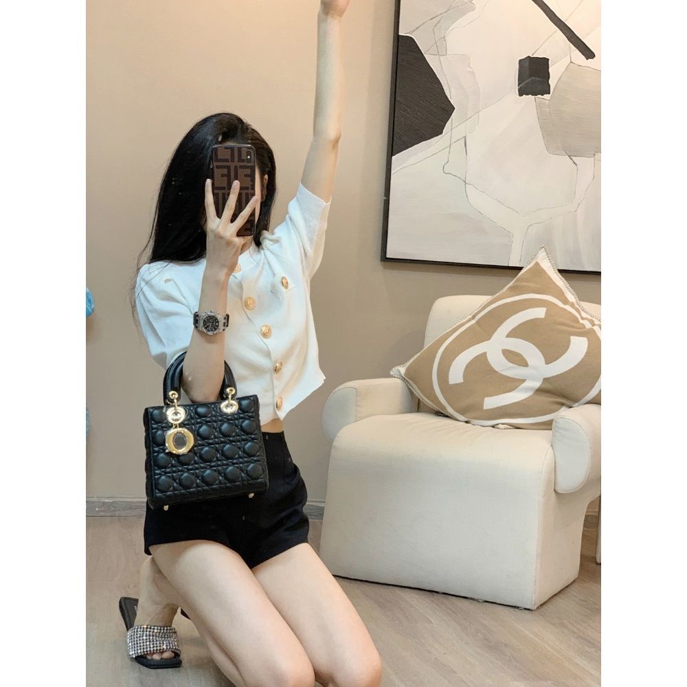 Bộ Đồ Thời Trang Mùa Hè 2022 Hai Mảnh Phong Cách Cardigan Chất Lượng Cao Cho Nữ