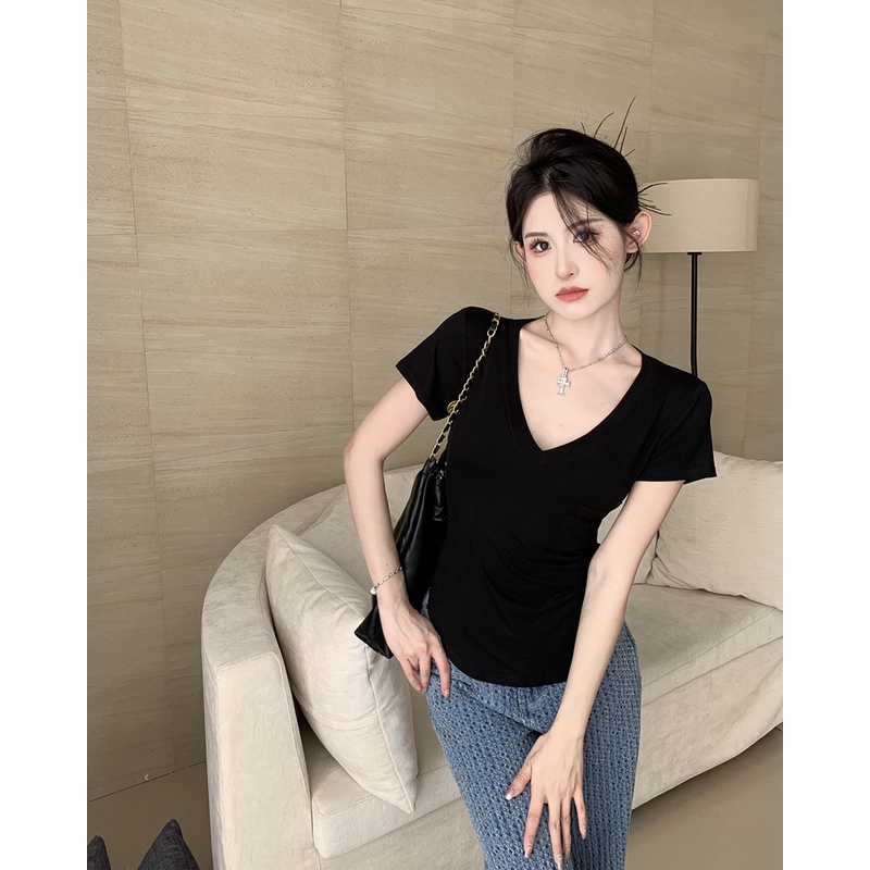 Áo Thun Tay Ngắn Cổ Chữ V Dáng Ôm Phối Túi Thời Trang Quyến Rũ Cho Nữ