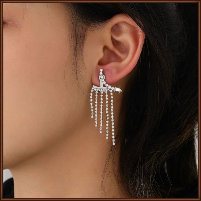 Khuyên Tai Tua Rua Đính Đá Thời Trang Sang Trọng Cho Nữ