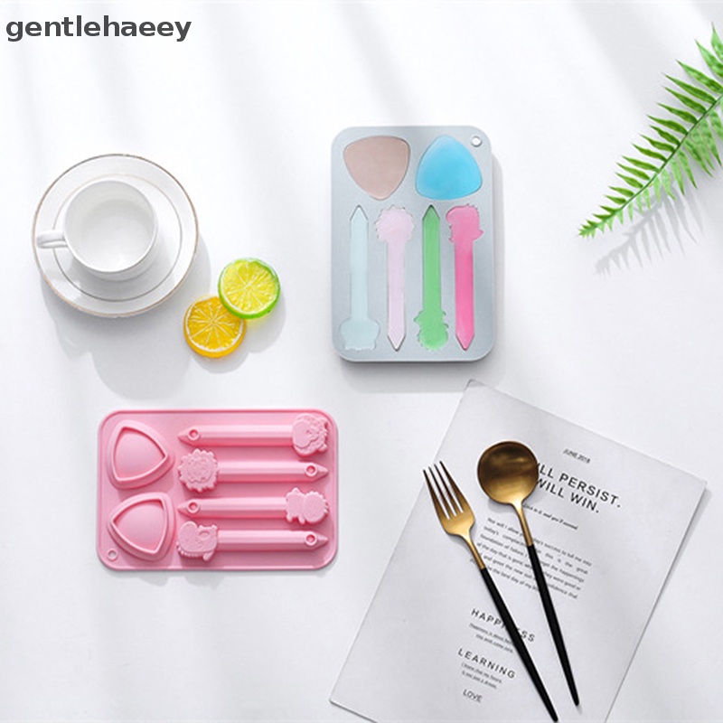 Khuôn Silicone Tạo Hình Tam Giác 6 Lỗ Làm Socola Hình Động Vật