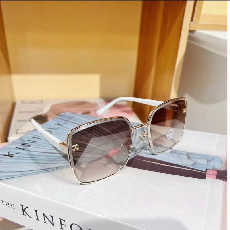 Kính Hiệu Vuông Chà Nèo Chữ X Màu Trà Tây Cực Hot