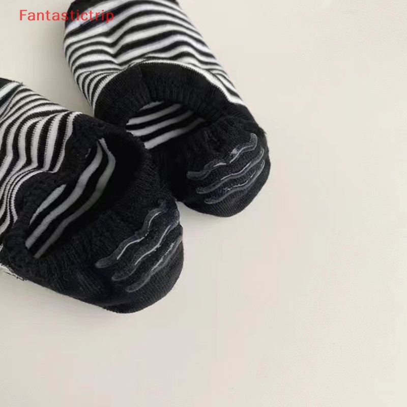 [Fantastictrip] Vớ Thuyền Bằng Silicon Cotton Chải Kỹ Thuật Kẻ Sọc Vô Hình Đơn Giản Và Đa Năng Chống Rơi Mẫu Mới Dành Cho
