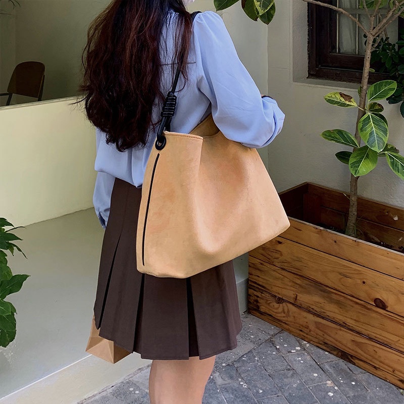 Túi Xách Da Lộn Đeo Chéo Một Bên Vai Dung Tích Lớn Phong Cách vintage Cho Nữ