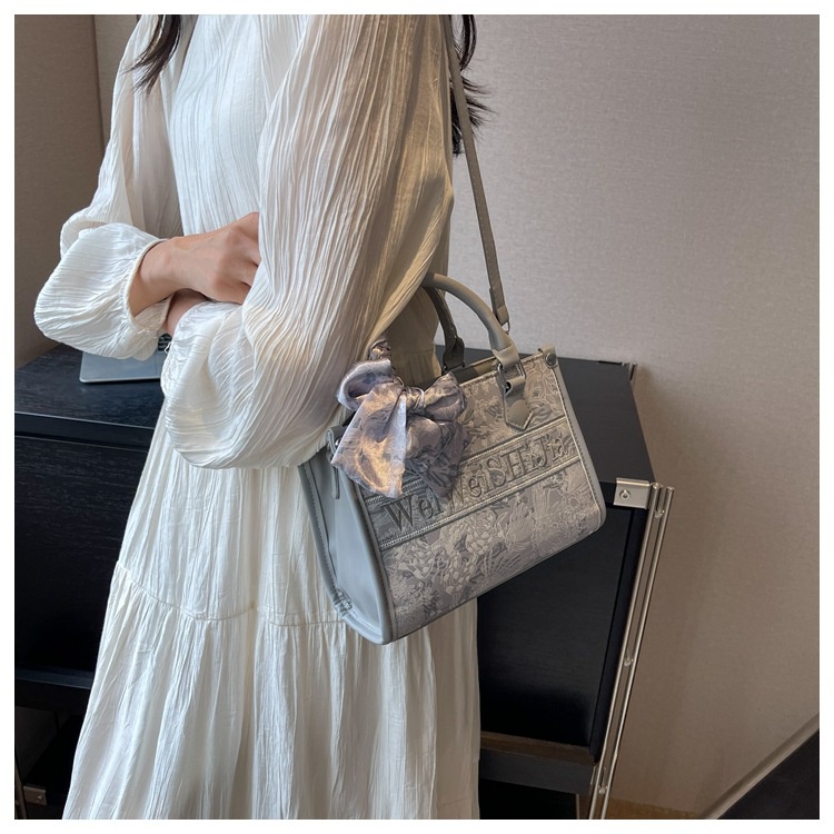 Túi Xách Đeo Vai Phong Cách Âu Mỹ Thời Trang 2023 Cho Nữ