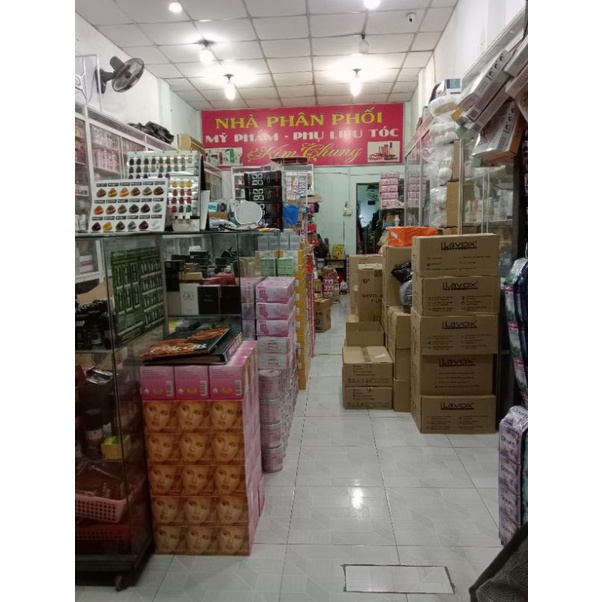Lẻ 1 chén nhuộm tóc nhựa màu đen - NgocLan.Violet