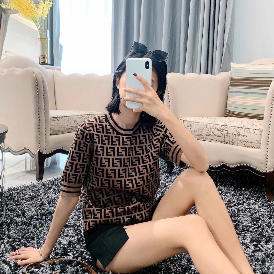Áo Thun Nữ Ngắn Tay Kiểu Hàn Quốc Thích Hợp Cho Mùa Hè