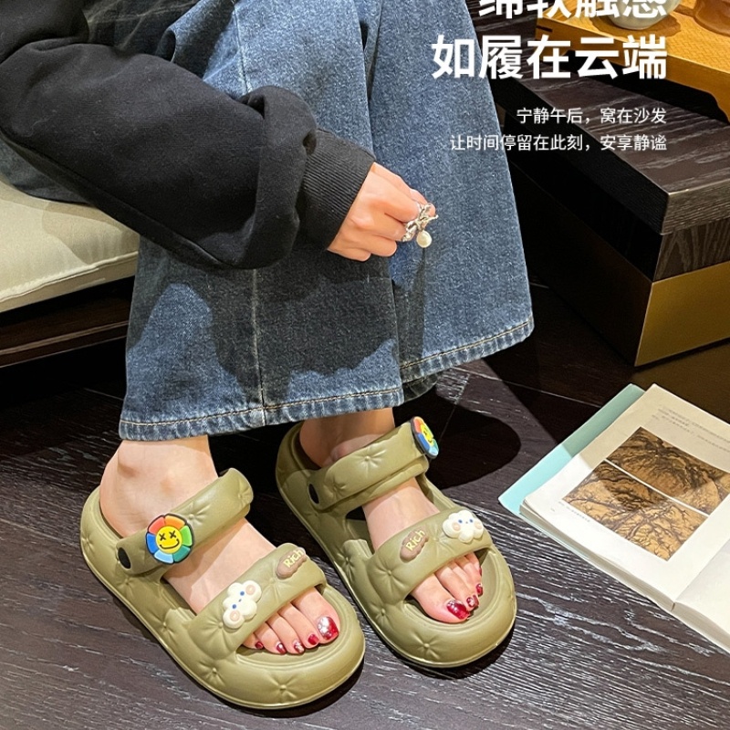 Dép Sandal Đế Dày Thời Trang Đường Phố Dễ Thương Cho Nữ