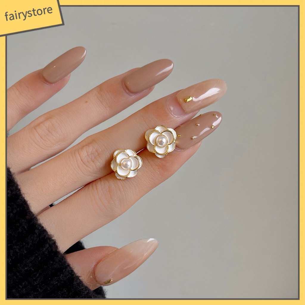 1 Đôi Bông Tai Hình Hoa Trà Đính Ngọc Trai Giả Phong Cách Hàn Quốc Dành Cho Nữ