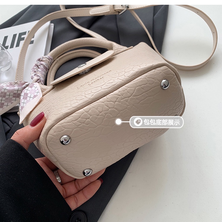 Túi Đeo Chéo Ngực niche Mới Phổ Biến Thời Trang Đa Năng Cho Nữ