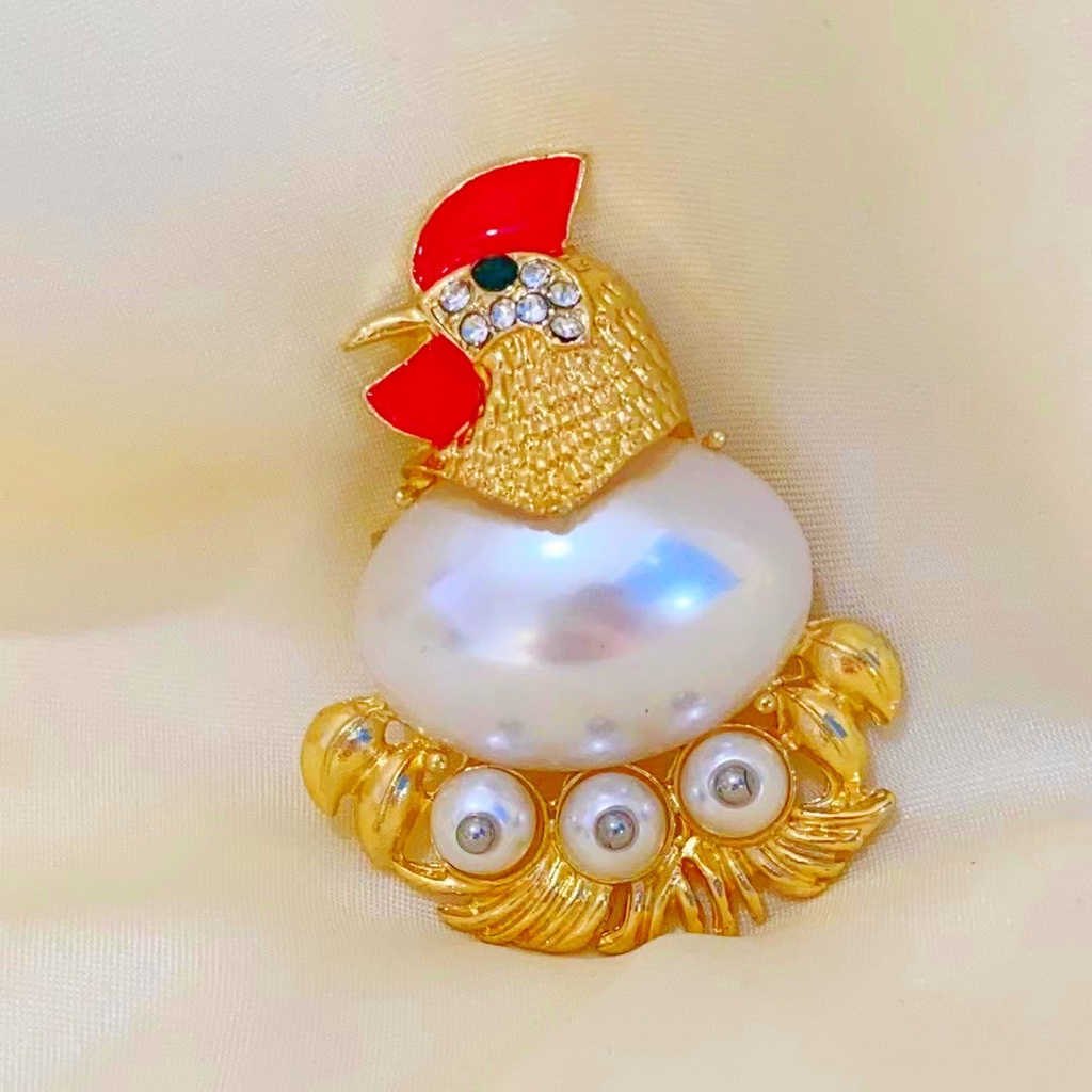 Ghim Cài Áo Hình Gà Đẻ Trứng Đính Đá Sang Trọng Cho Nữ