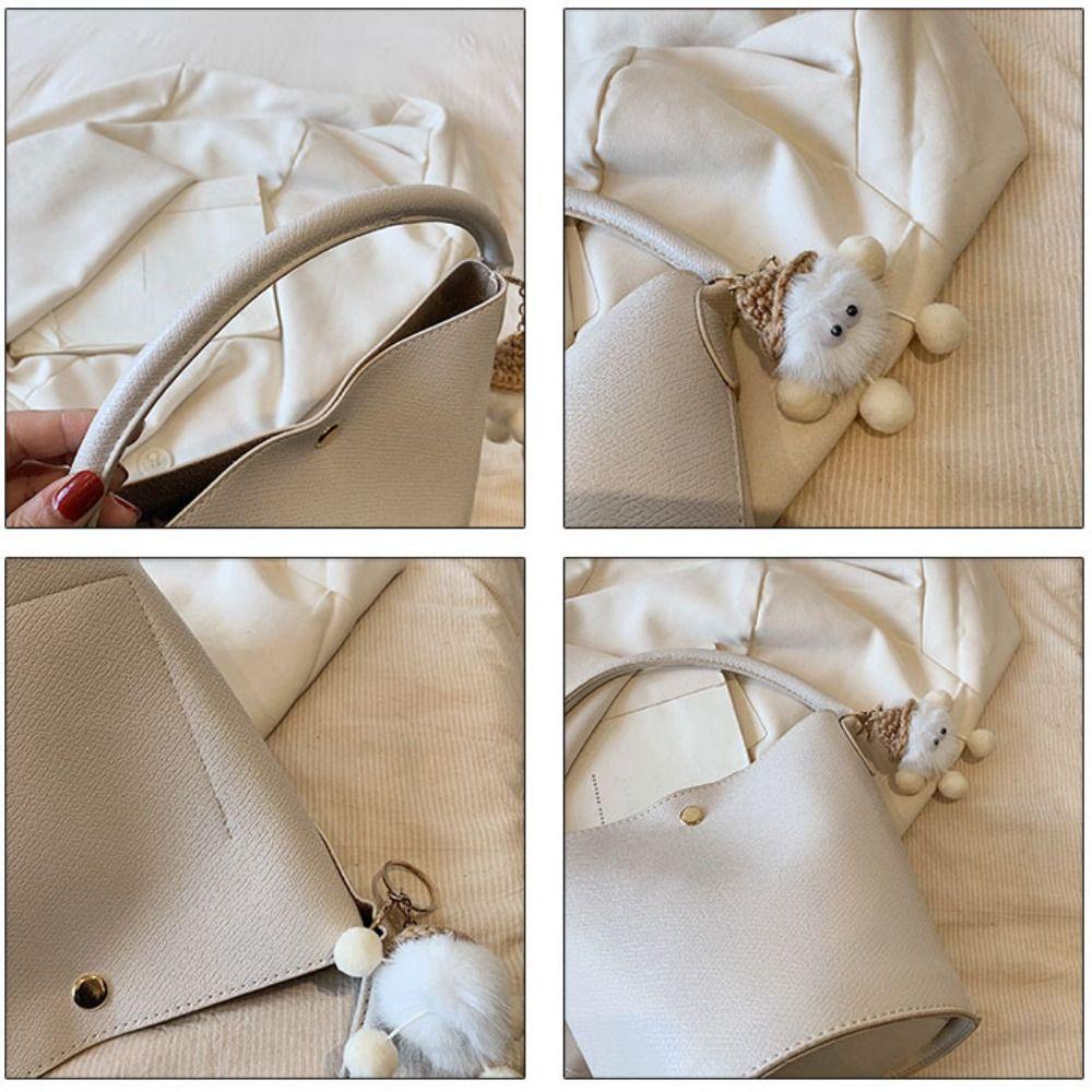 Túi Da Tròn Đeo Chéo Đựng Mỹ Phẩm Mềm Mại Có Móc Khóa Thời Trang Cho Nữ