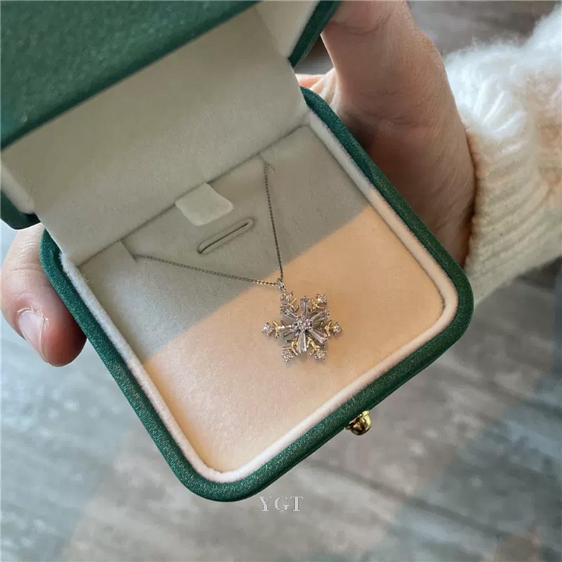 Ygt Vòng cổ Thép Titan Mặt Hình Bông Tuyết Đính Đá Zircon Có Thể Xoay Được Thiết Kế Cao Cấp