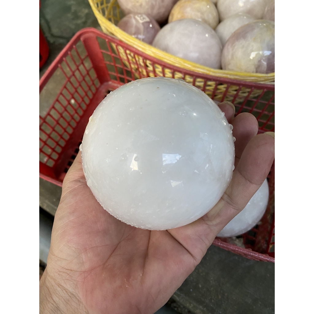 Bi cầu thạch anh trắng và đen dùng làm trang trí nhà cửa công ty bàn làm việc phòng ngủ