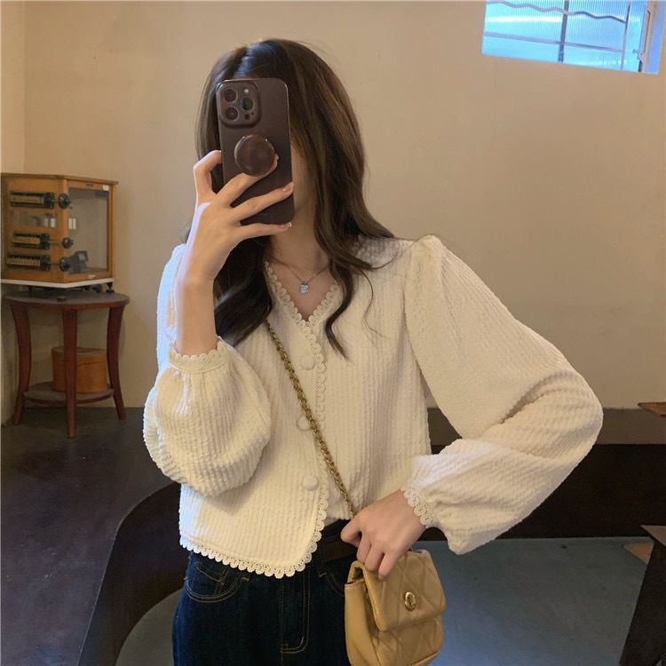 Yuyureal beautiful vintage v-neck long-sleeved shirt