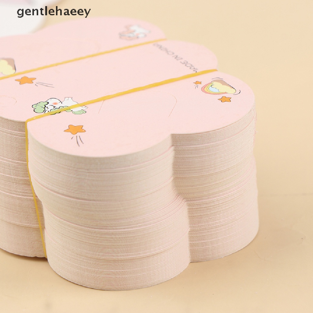 Set 50 Thẻ Kẹp Tóc Hình Đám Mây Bằng Giấy Kraft Trưng Bày