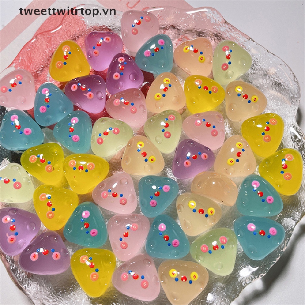 Set 5 Đồ trang trí Phô Mai Dạ Quang Dùng Để Trang Trí