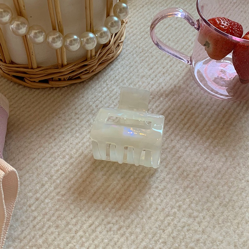 Kẹp Tóc Acetate Hình Vuông Thiết Kế Ngọt Ngào Dễ Thương Cho Nữ