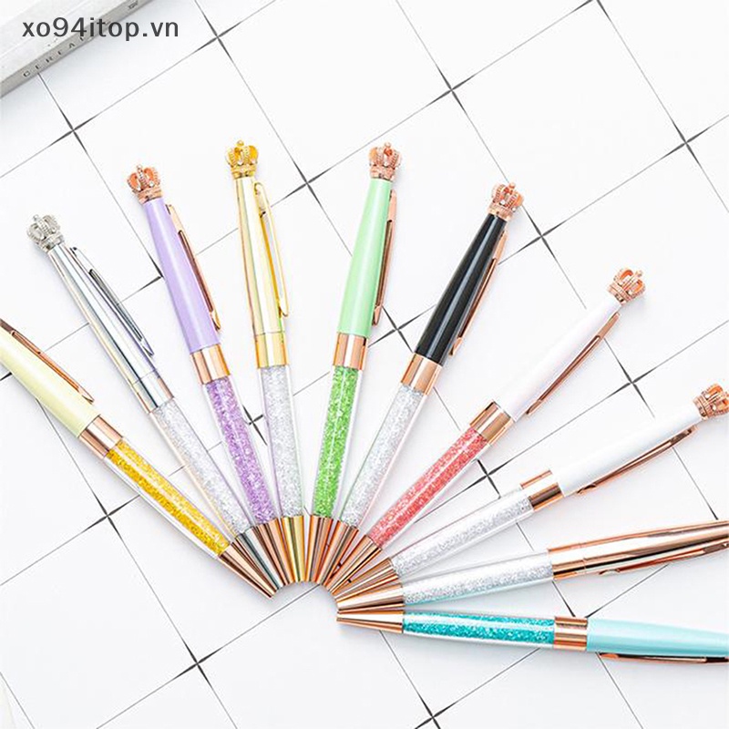 Bút Bi XOITOP Họa Tiết Vương Miện Nhiều Màu Sắc Bằng Kim Loại Sáng Tạo