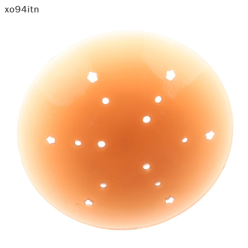 Miếng Dán Ngực Silicone Vô Hình Tái Sử Dụng Tiện Lợi