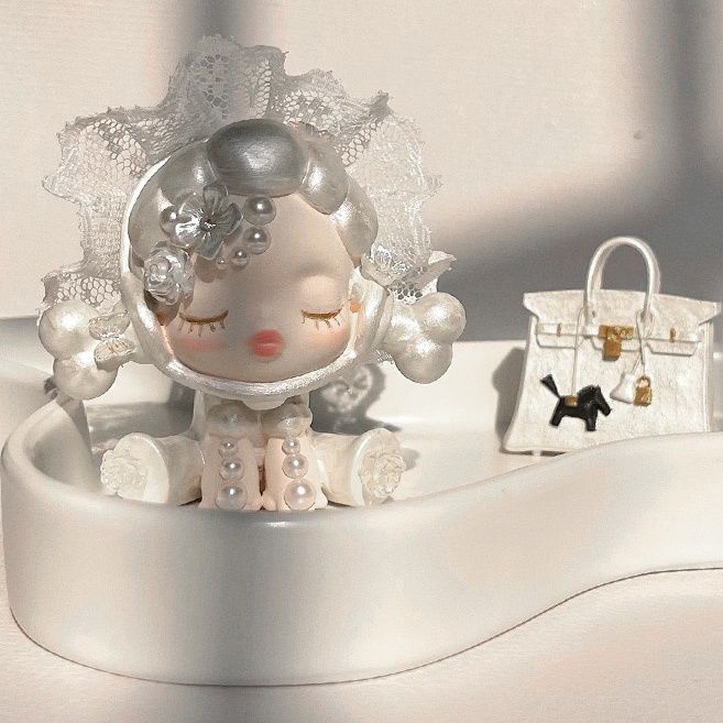 Phụ Kiện Khuếch Tán Nước Hoa SP Cao Cấp Trang Trí Nội Thất Xe Hơi Benz