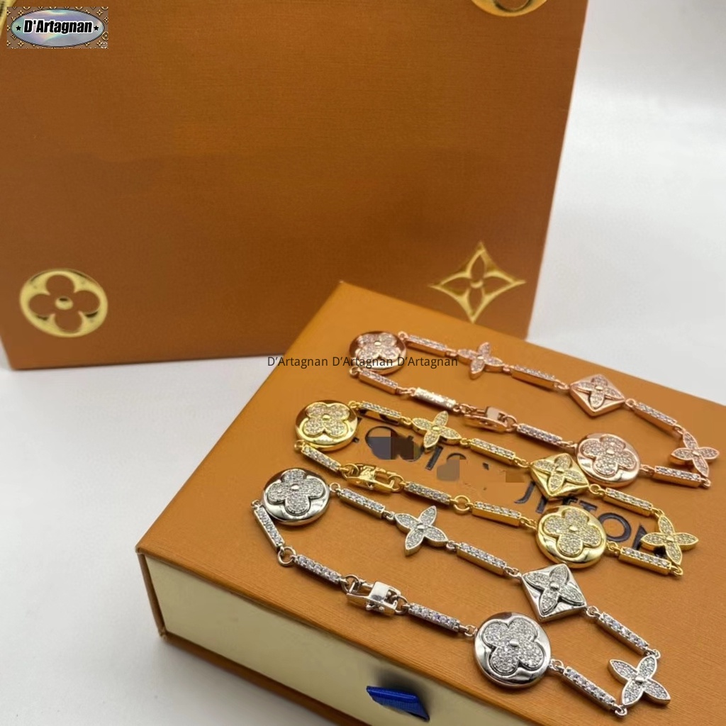 'TOP'Vòng đeo tay kim cương hoa MONOGRAM Vòng đeo tay vàng hồng Vòng đeo tay bằng đồng mạ vàng với dấu thép Hàn Quốc 2023 Vòng đeo tay nữ tái tạo mới