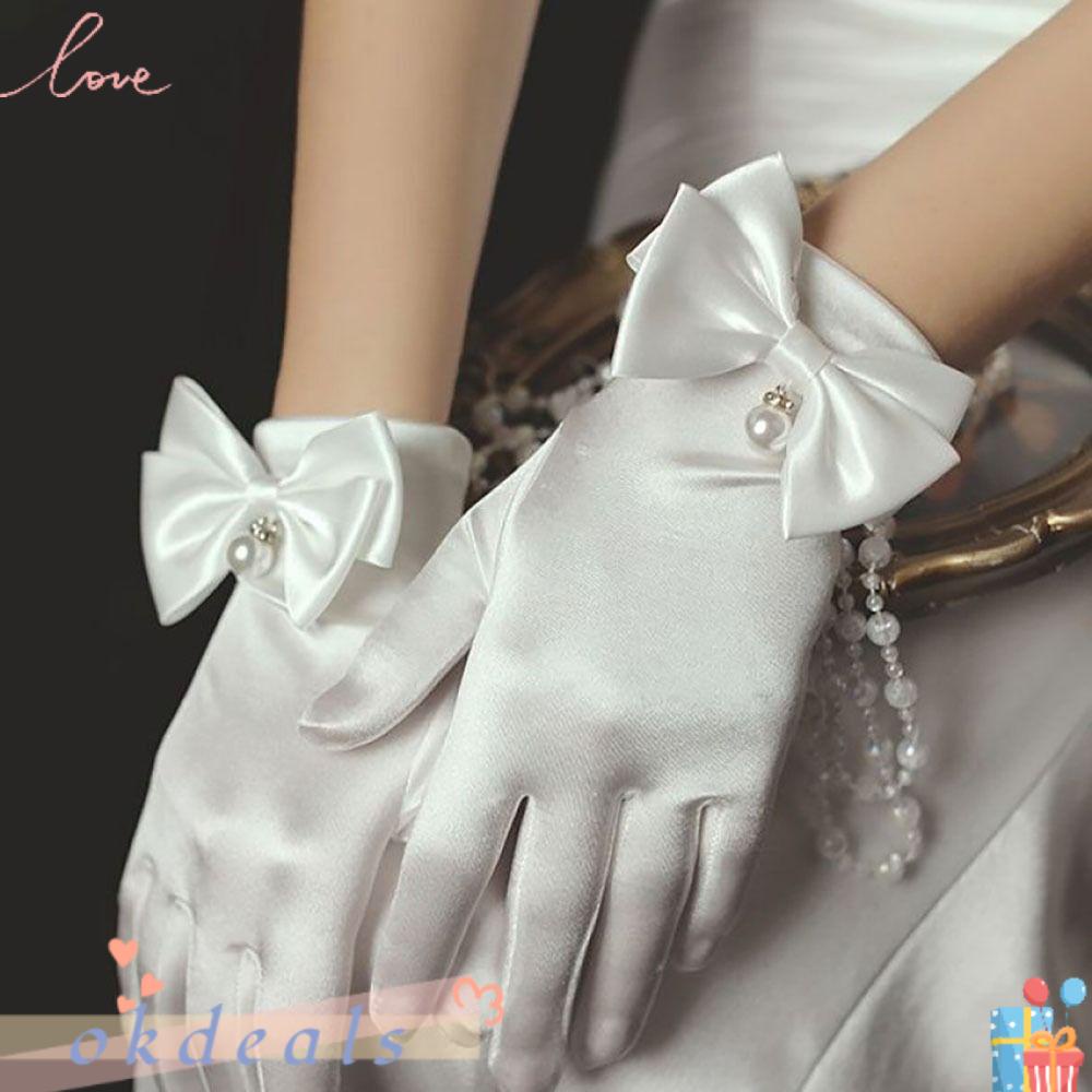 Găng Tay Satin Dùng Trong Các Buổi Tiệc