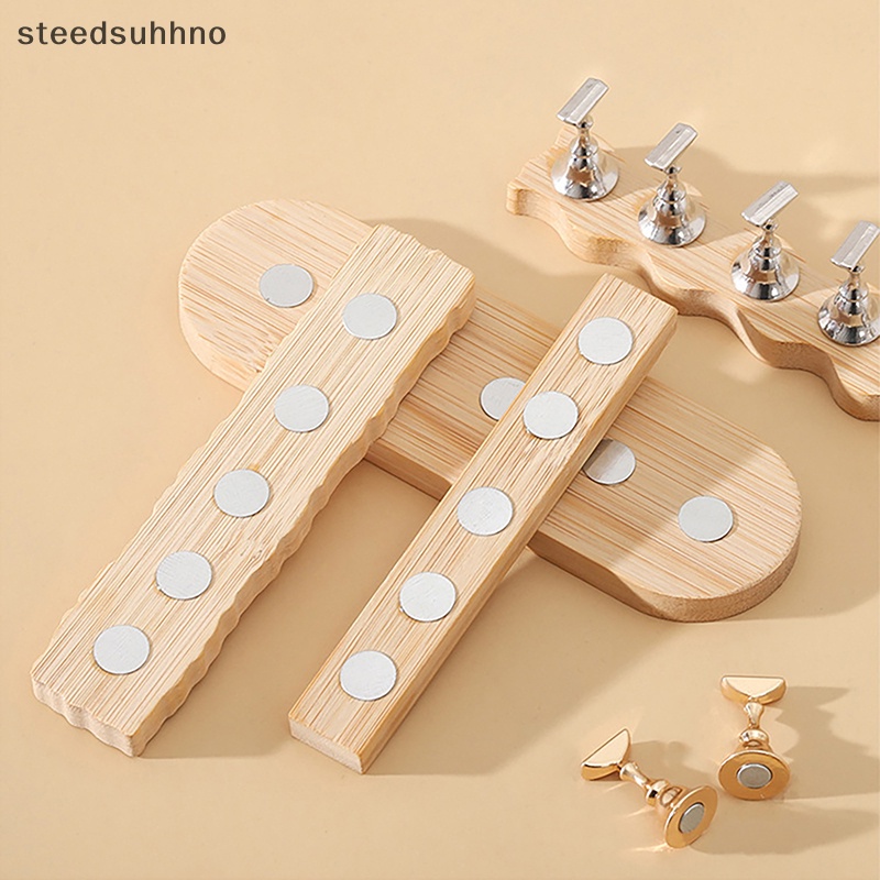 Giá Đỡ Nam Châm Trưng Bày Móng Tay Giả Tiện Lợi hhno