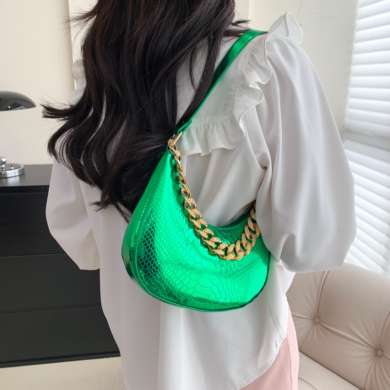 Túi Đeo JASMIN NOIR Chéo Vai Họa Tiết Da Rắn Phối Dây Xích Đơn Giản Sành Điệu Và Hình Bán Nguyệt Nhỏ Nhắn Dành Cho Bạn Nữ