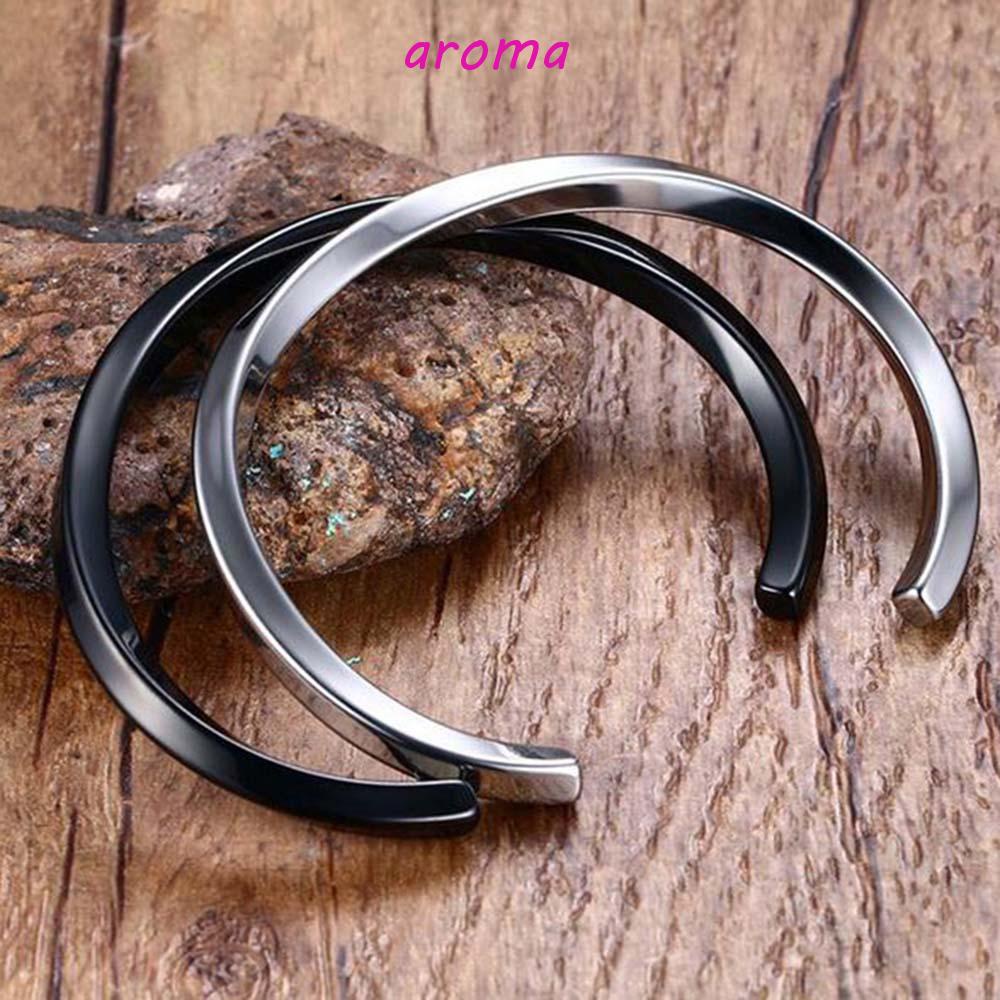 Vòng Tay Hở Chất Liệu Thép Titan Không Gỉ Phong Cách Punk Cổ Điển Thời Trang Cho Nam Và Nữ