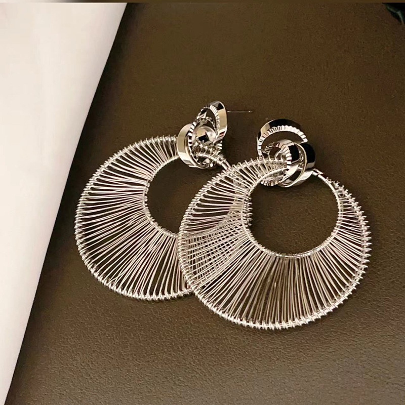 1 Đôi Bông Tai Tròn Rỗng Bằng Kim Loại Đơn Giản Và Cao Cấp Phong Cách Âu Mỹ